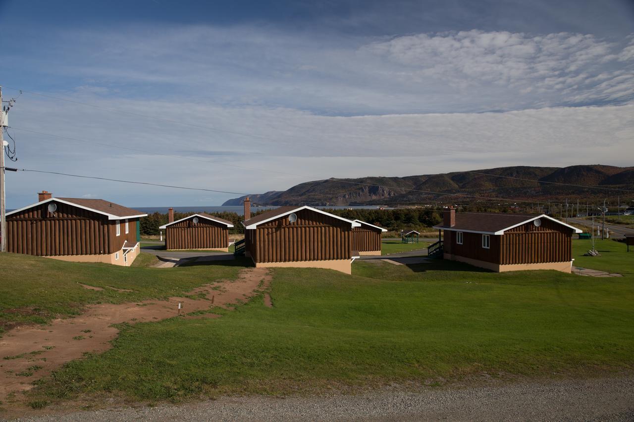 Pilot Whale Chalets Villa Cheticamp Exterior photo