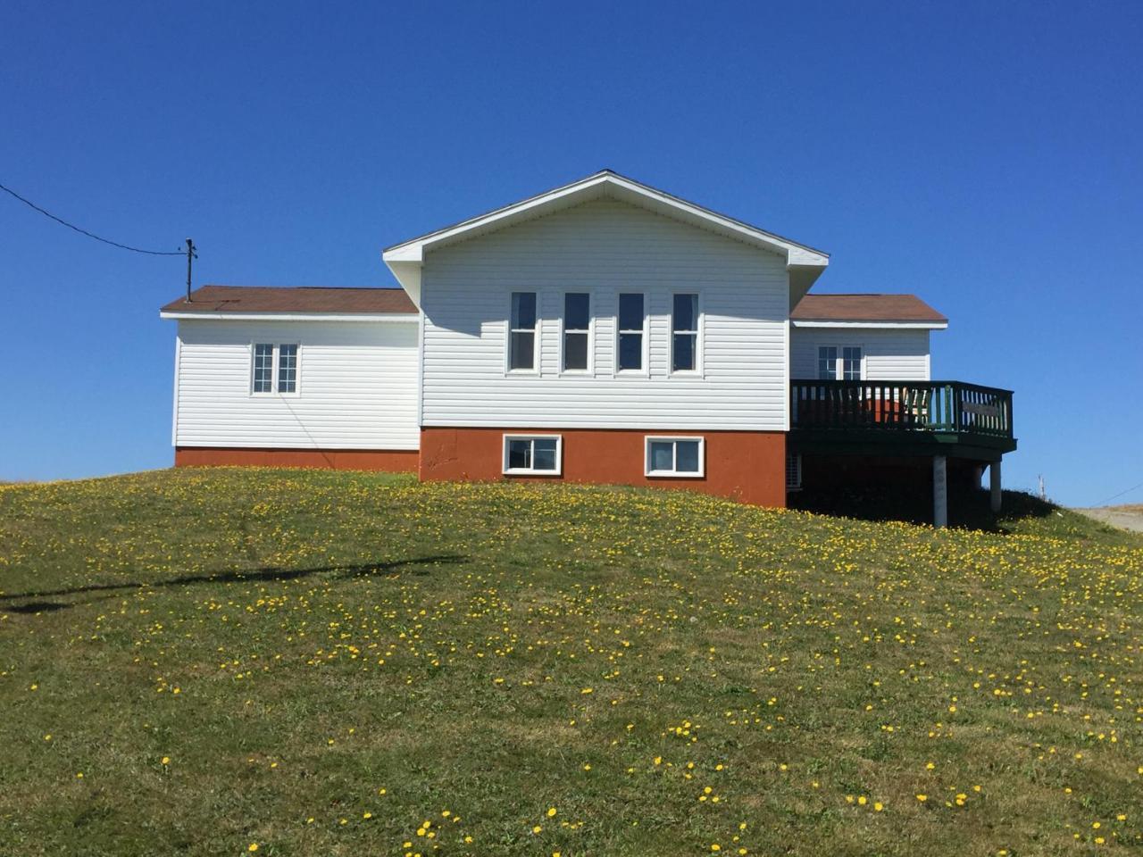 Pilot Whale Chalets Villa Cheticamp Exterior photo